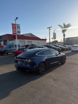 
										2020 Tesla model 3 Standard Range Plus Sedan 4D full									