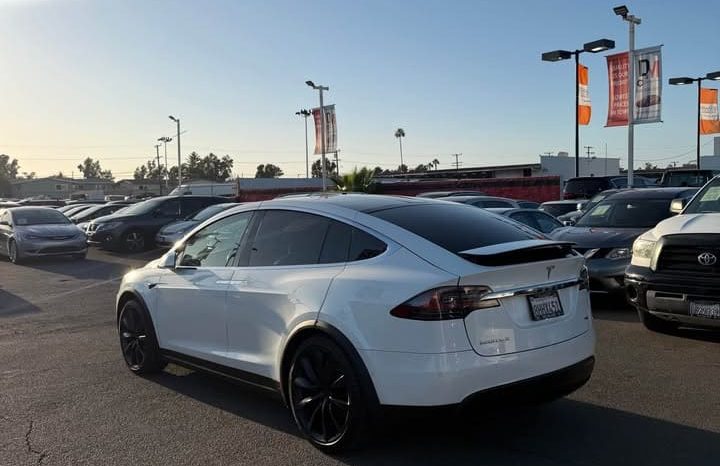 
								2018 Tesla model x 75D Sport Utility 4D full									