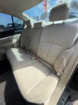 
										2011 Subaru legacy full									