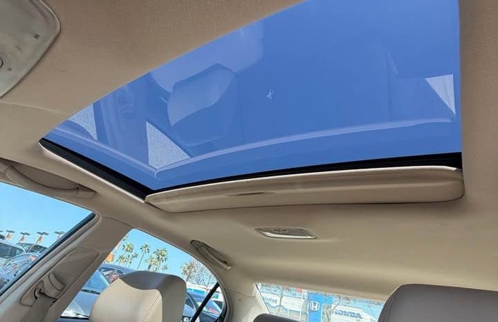 
								2002 Lexus ES 300 Sedan 4D full									