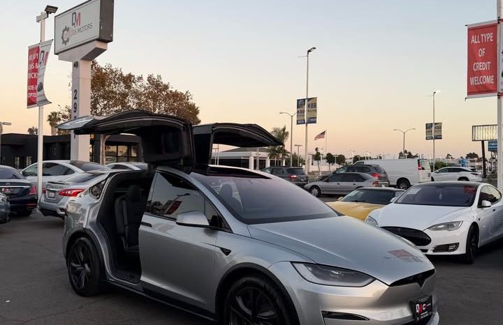 
								2026 Tesla model x Long Range Sport Utility 4D full									
