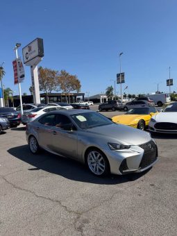 
										2017 Lexus is 200T F Sport full									