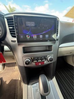 
										2011 Subaru legacy full									