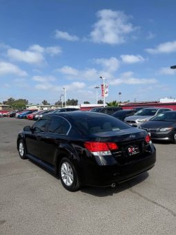 
										2011 Subaru legacy full									