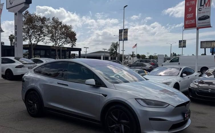 
								2026 Tesla Model X Long Range Sport Utility 4D full									