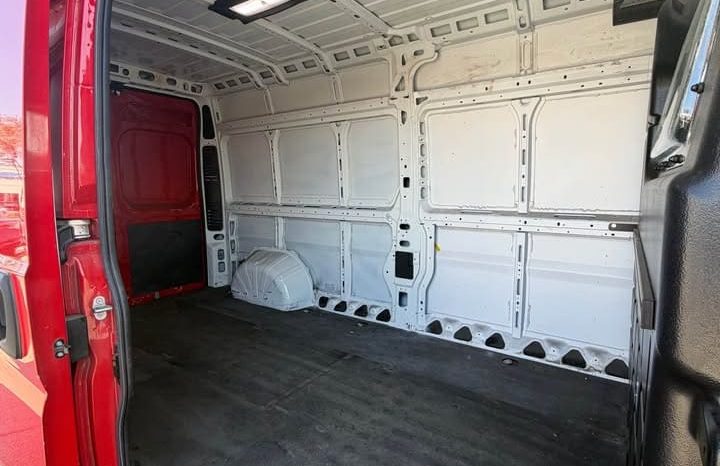 
								2022 Ram promaster 2500 cargo 159 WB full									