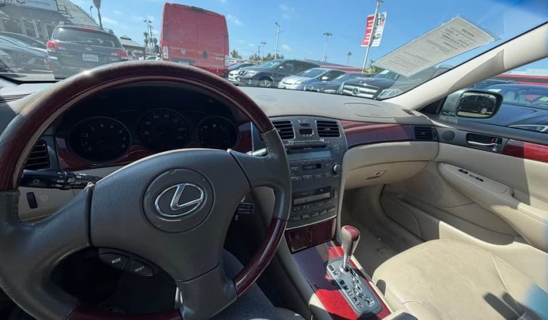 
								2002 Lexus ES 300 Sedan 4D full									