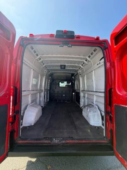 
										2022 Ram promaster 2500 cargo 159 WB full									