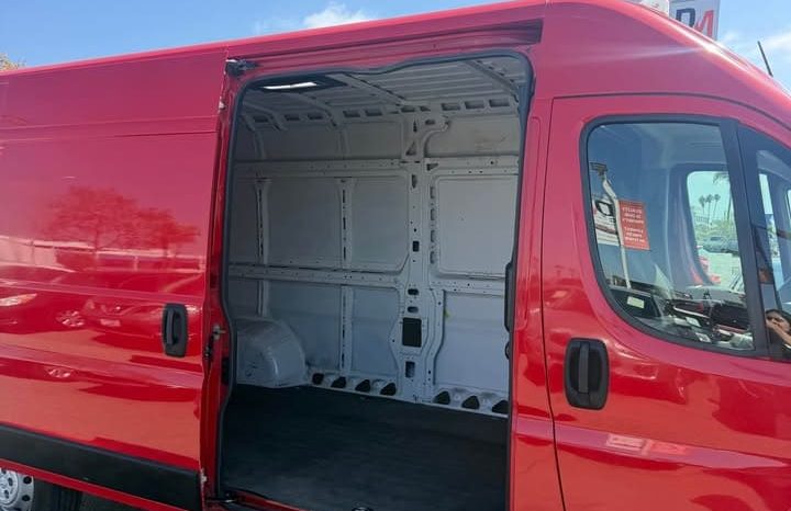 
								2022 Ram promaster 2500 cargo 159 WB full									