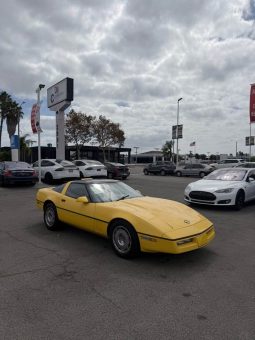 
										1987 Chevrolet corvette full									