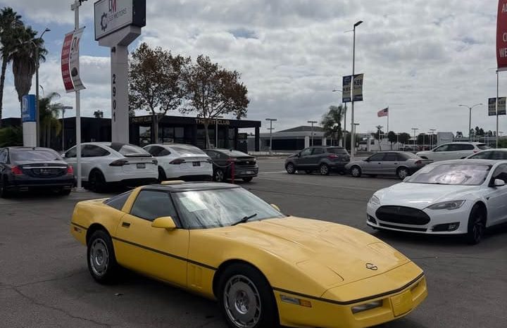 
								1987 Chevrolet corvette full									