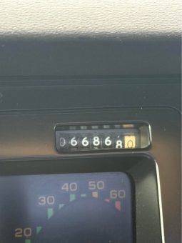 
										1987 Chevrolet corvette full									
