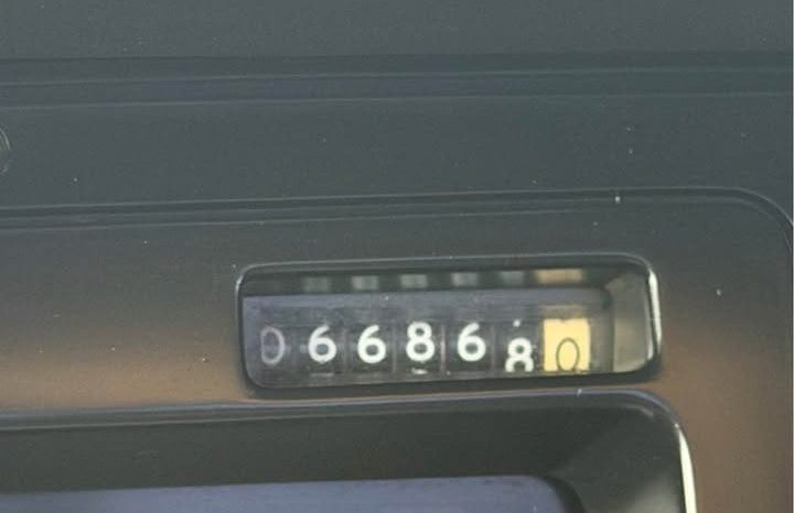 
								1987 Chevrolet corvette full									