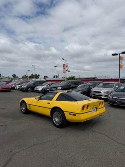 
										1987 Chevrolet corvette full									