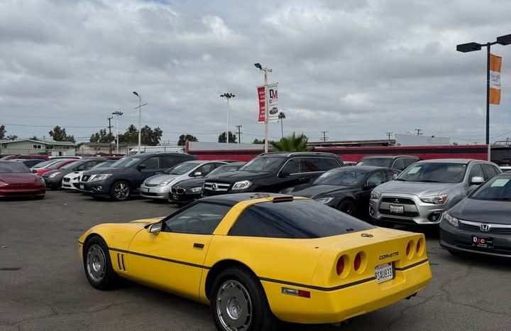 
								1987 Chevrolet corvette full									