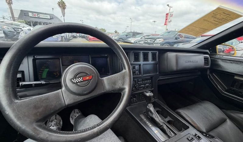 
								1987 Chevrolet corvette full									