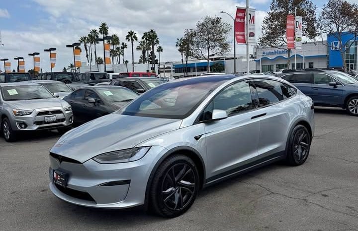 
								2026 Tesla Model X Long Range Sport Utility 4D full									
