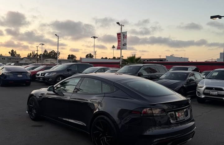 
								2026 Tesla model s Plaid Sedan 4D full									
