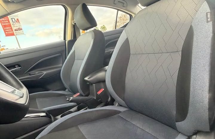 
								2025 Nissan versa full									