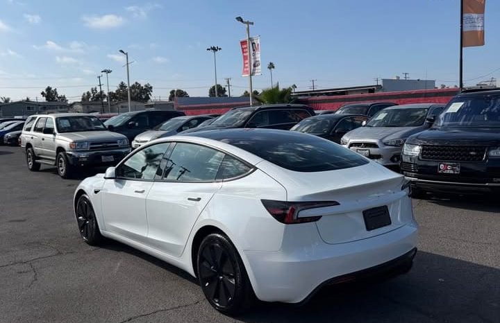
								2025 Tesla model 3 Long Range Sedan 4D full									