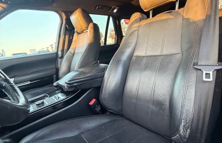 
								2017 Land Rover Range Rover full									