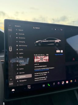 
										2026 Tesla model s Plaid Sedan 4D full									
