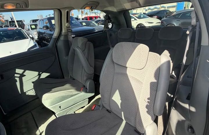 
								2007 Chrysler town & country full									