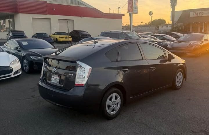 
								2011 Toyota prius full									