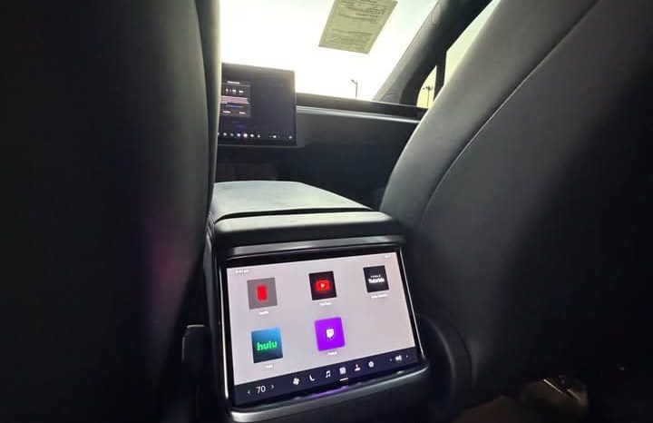 
								2025 Tesla model x Long Range Sport Utility 4D full									