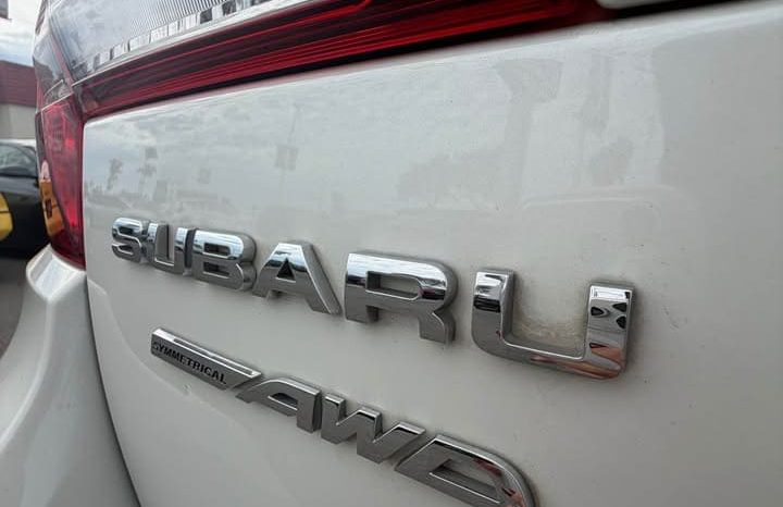 
								2016 Subaru outback full									
