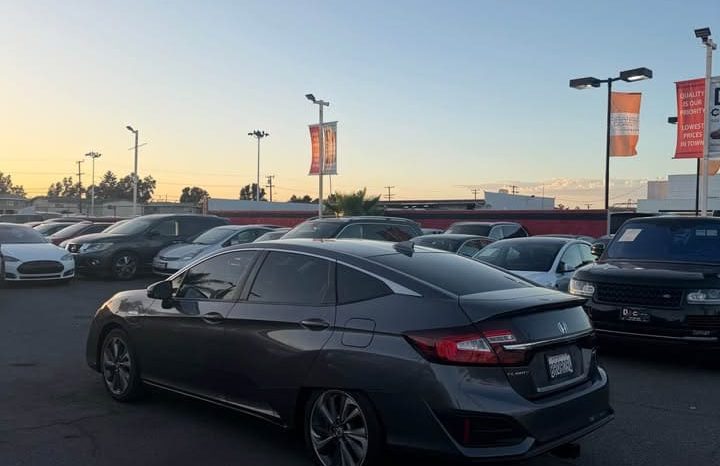 
								2018 Honda Clarity Plug-in Hybrid full									