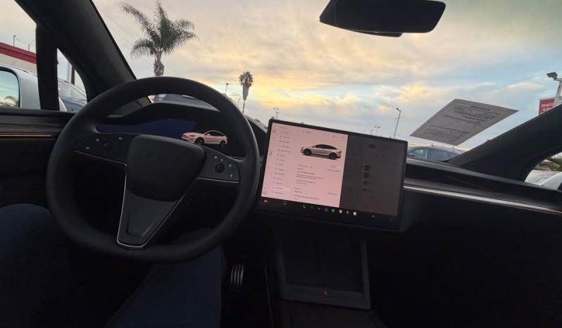 
								2026 Tesla model x Long Range Sport Utility 4D full									