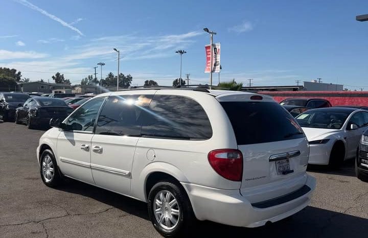 
								2007 Chrysler town & country full									