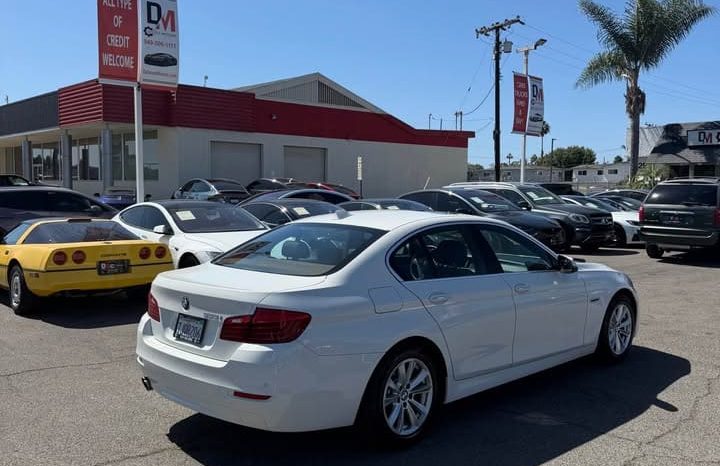 
								2014 BMW 5 series 528i Sedan 4D full									