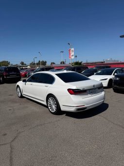 
										2020 BMW 7 series 740i xDrive Sedan 4D full									