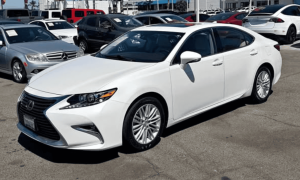 2017 Lexus ES 350 Sedan 4D