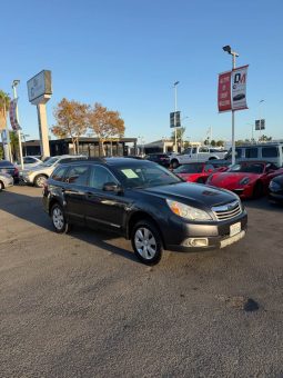 
										2011 Subaru outback full									