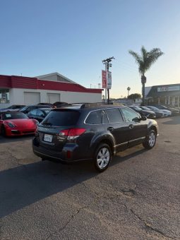 
										2011 Subaru outback full									