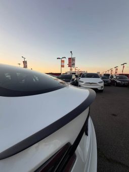 
										2021 Tesla model s Plaid Sedan 4D full									