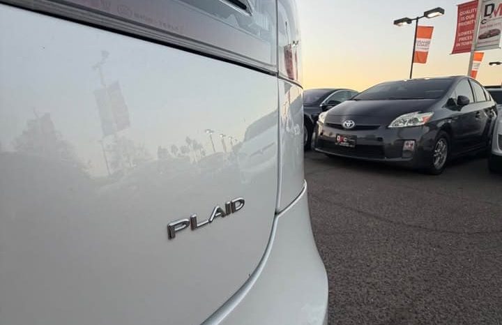 
								2021 Tesla model s Plaid Sedan 4D full									