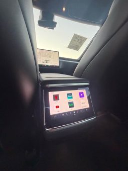 
										2021 Tesla model s Plaid Sedan 4D full									