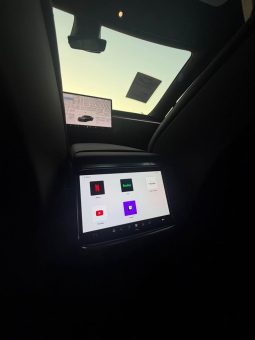 
										2026 Tesla model s Plaid Sedan 4D full									