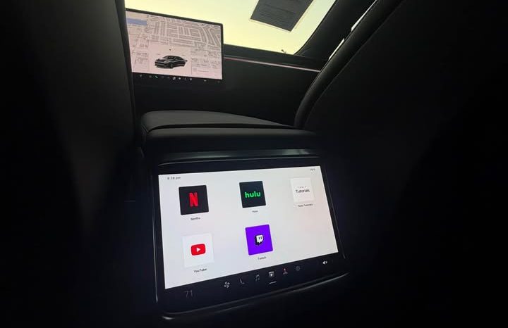 
								2026 Tesla model s Plaid Sedan 4D full									
