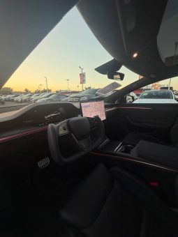 
										2026 Tesla model s Plaid Sedan 4D full									
