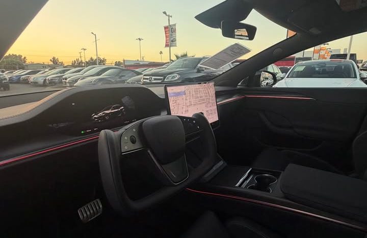 
								2026 Tesla model s Plaid Sedan 4D full									
