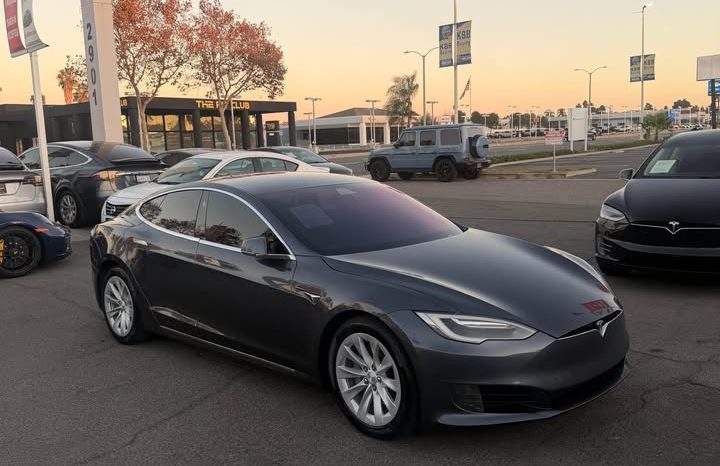 
								2017 Tesla model s 75 Sedan 4D full									