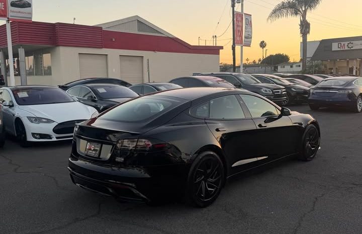 
								2026 Tesla model s Plaid Sedan 4D full									