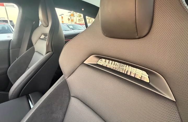 
								2026 Tesla model s Plaid Sedan 4D full									