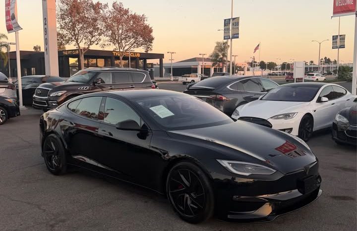 
								2026 Tesla model s Plaid Sedan 4D full									