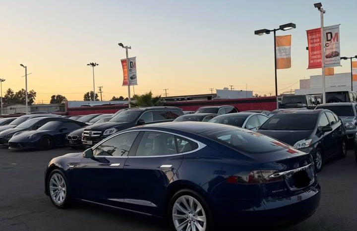 
								2016 Tesla model s 75 Sedan 4D full									